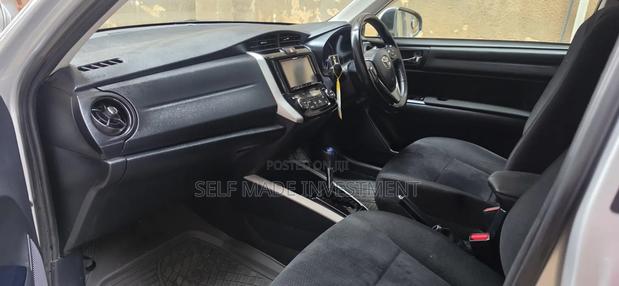 Toyota Corolla Fielder 2016 Silver