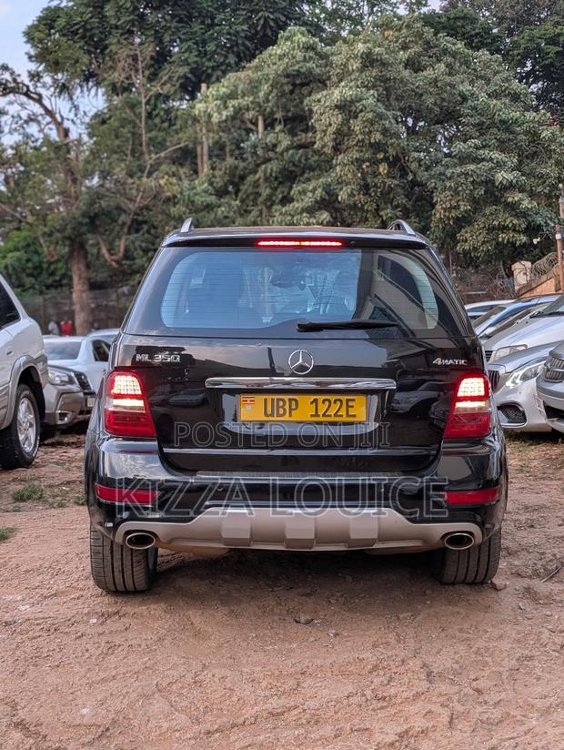 Mercedes-Benz M Class 2010 Black