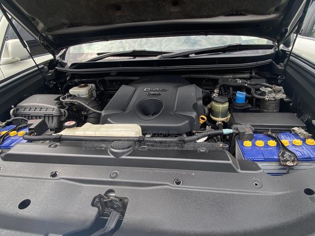 Toyota Land Cruiser Prado 2.8 2017 Gray