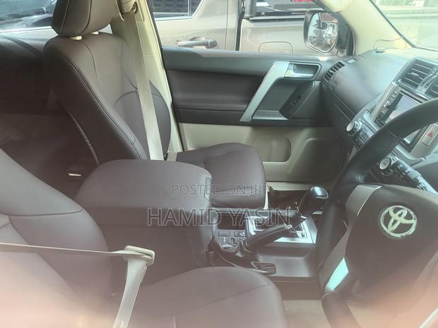 Toyota Land Cruiser Prado 2018 White