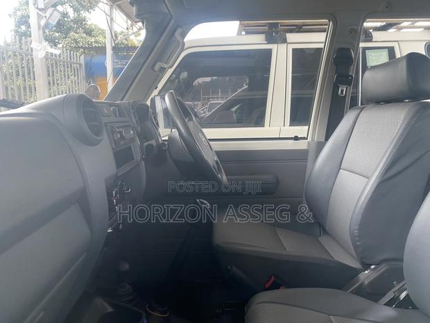 Toyota Land Cruiser 76 Series 2022 White