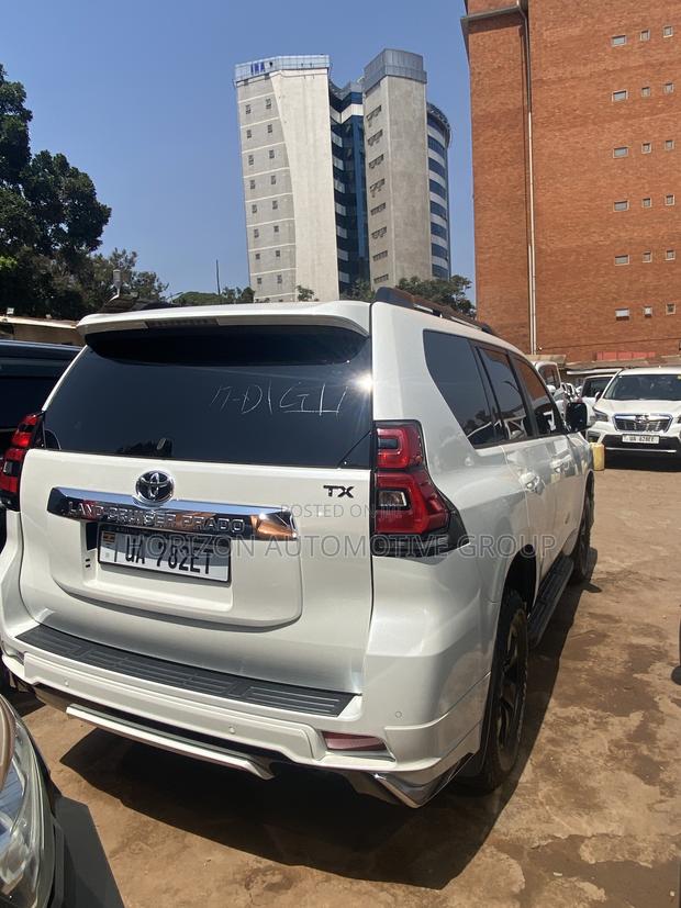Toyota Land Cruiser Prado 3.0 172hp 2017 White