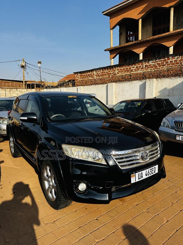 Toyota Vanguard 2014 Black