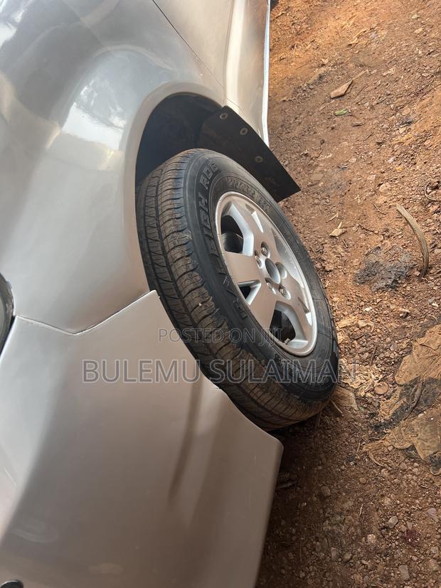 Toyota Noah 2.0 FWD (8 Seater) 2003 Silver
