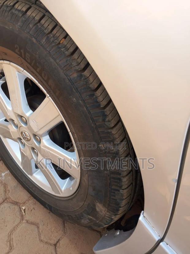 Toyota Noah 2008 Silver