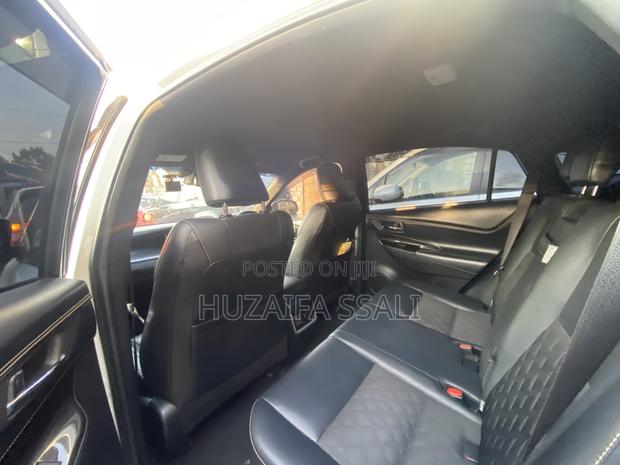Toyota Harrier 2022 White