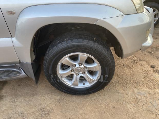 Toyota Land Cruiser Prado 2012 White