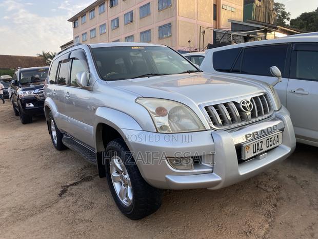 Toyota Land Cruiser Prado 2012 White