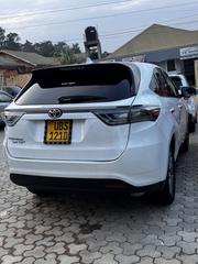 Toyota Harrier 2015 White for sale