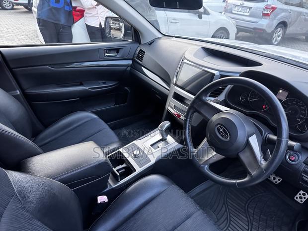 Subaru Legacy 2010 White
