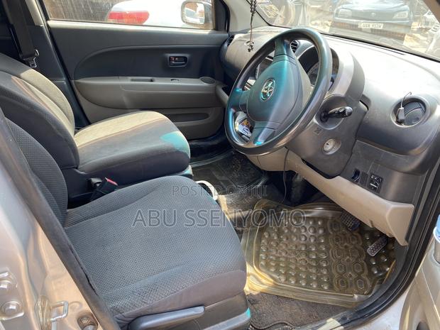 Toyota Passo 2007 Silver