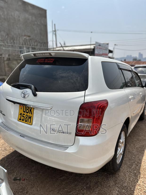 Toyota Corolla Fielder 2008 Pearl