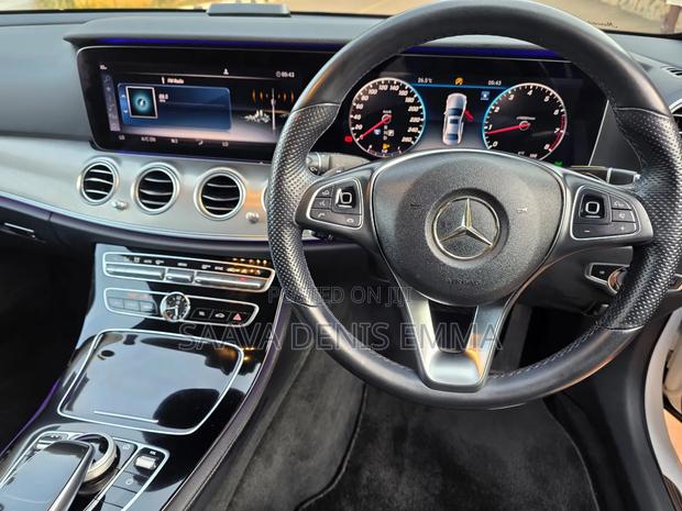 Mercedes-Benz C230 2020 White