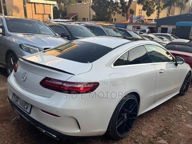 Mercedes-Benz C230 2020 White