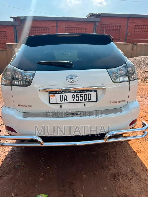Toyota Harrier 2016 White