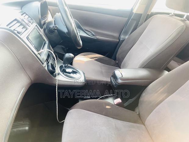 Toyota Mark X Zio 2.4 AWD (6 seater) 2008 Silver