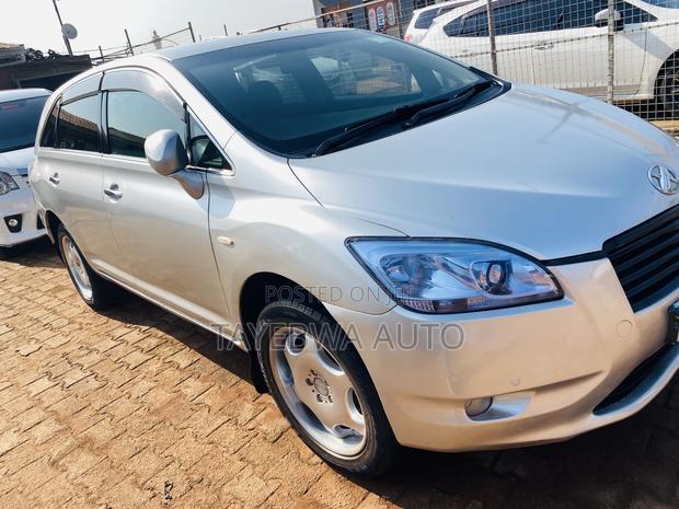 Toyota Mark X Zio 2.4 AWD (6 seater) 2008 Silver