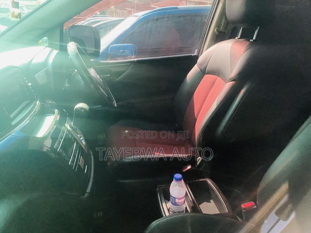 Nissan Elgrand SV Premium 2014 Black