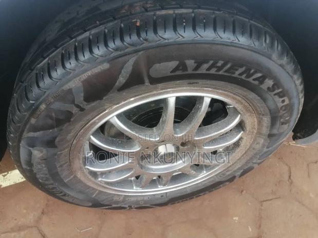 Toyota Raum 2000 White