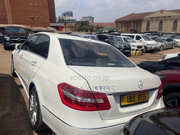 Mercedes-Benz E300 2010 White