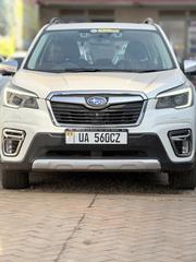 Subaru Forester 2019 White for sale