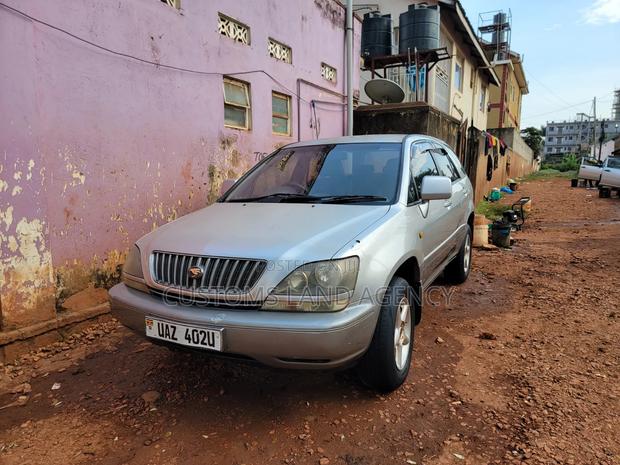 Toyota Harrier 1999 Silver