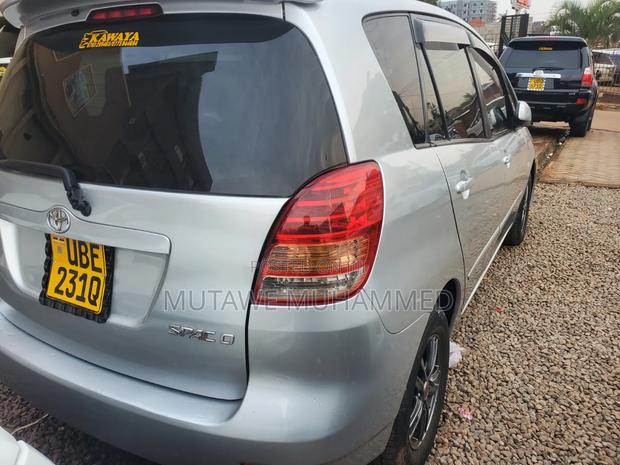Toyota Corolla Spacio 2006 Silver