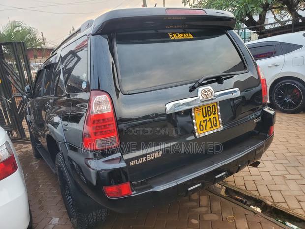 Toyota Hilux Surf 2009 Black