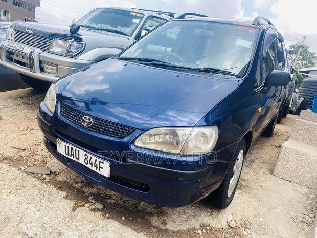 Toyota Corolla Spacio 1.6 (5 Seater) 1999