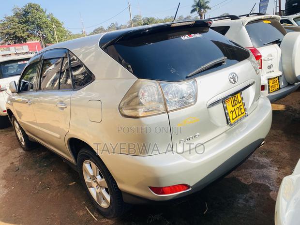 Toyota Harrier 2.4 2008