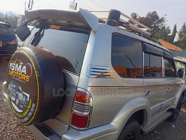 Toyota Land Cruiser Prado 2.7 16V 3dr 1999 Silver