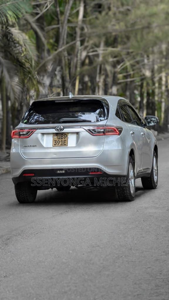 Toyota Harrier 2016 Silver