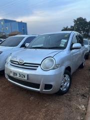 Toyota Sienta 2007 Silver for sale
