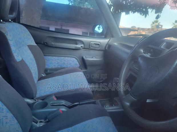 Toyota RAV4 1999 Black
