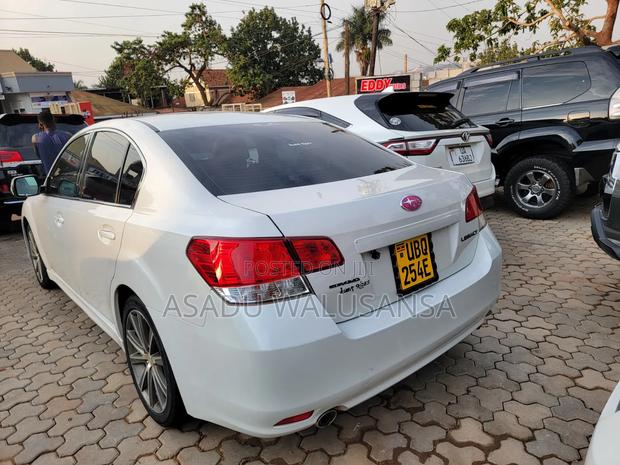 Subaru Legacy 2015 White