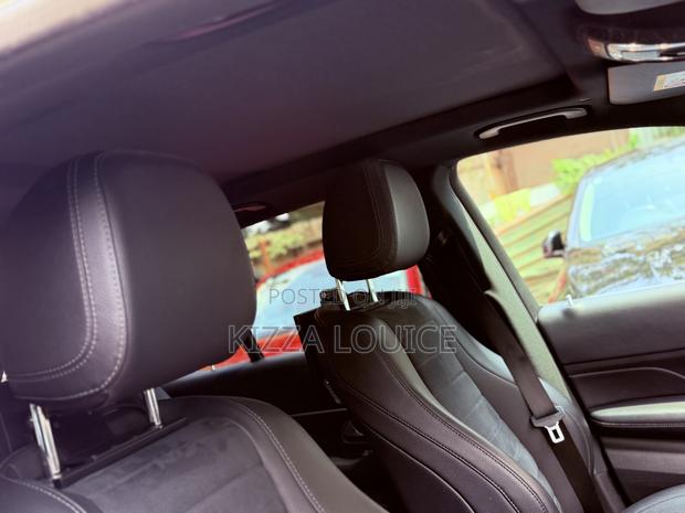Mercedes-Benz GLE-Class 2022 White