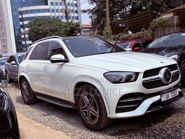 Mercedes-Benz GLE-Class 2022 White