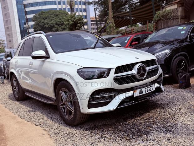 Mercedes-Benz GLE-Class 2022 White