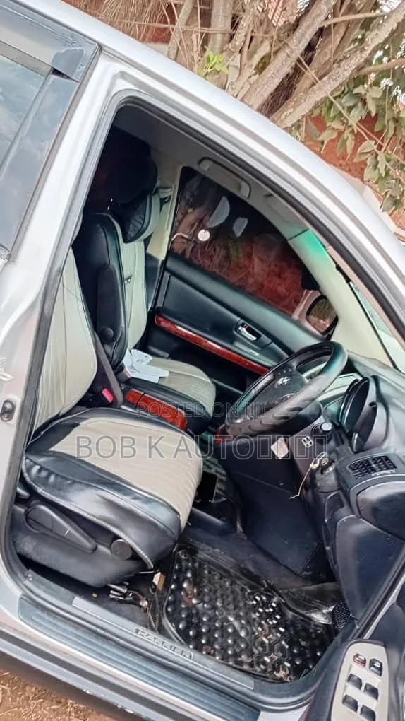 Toyota Harrier 2009 Silver