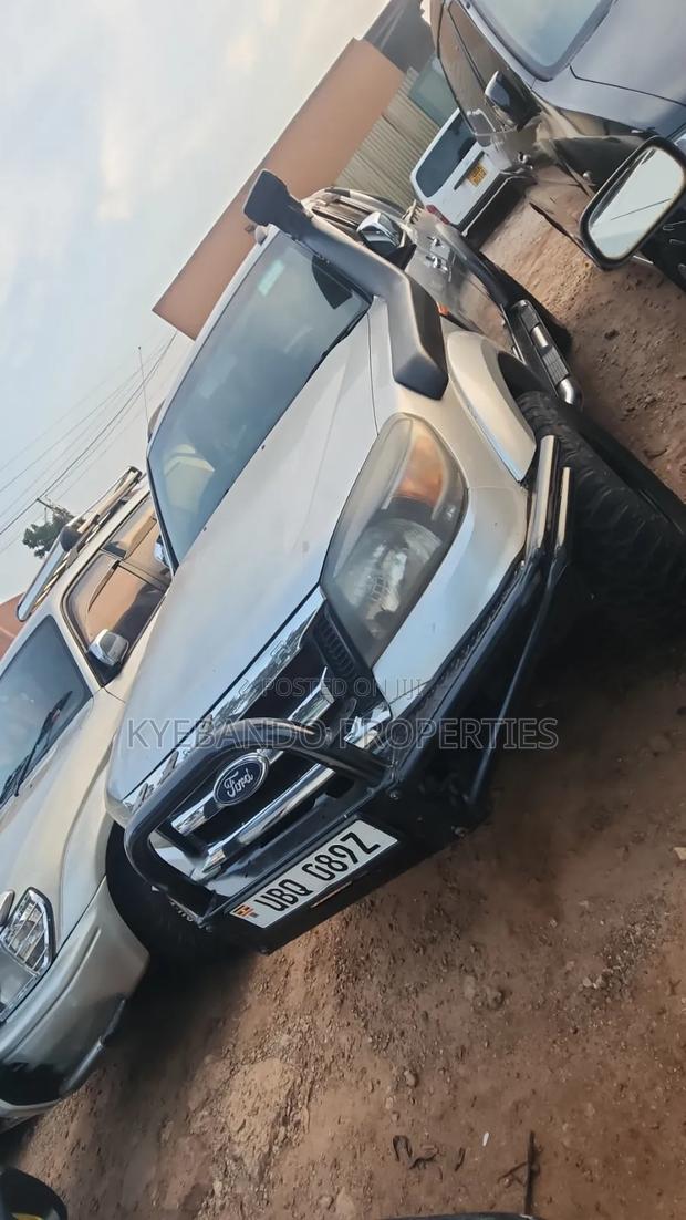 Ford Ranger Wildtrak 2012 Silver