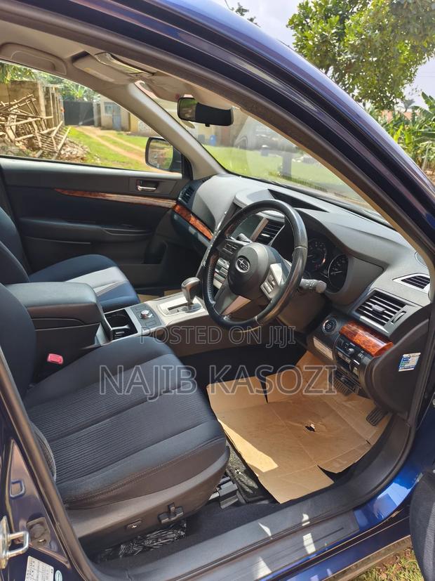 Subaru Legacy 2011 Blue