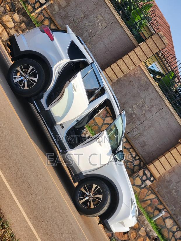 Toyota RAV4 2016 White