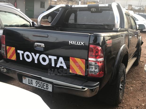 Toyota Hilux 2008 Black