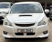 Subaru Legacy 2.5i Premium 2010 White for sale