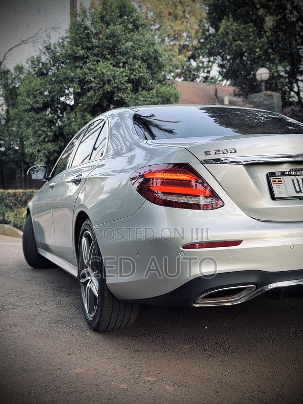 Mercedes-Benz E200 2017 Silver
