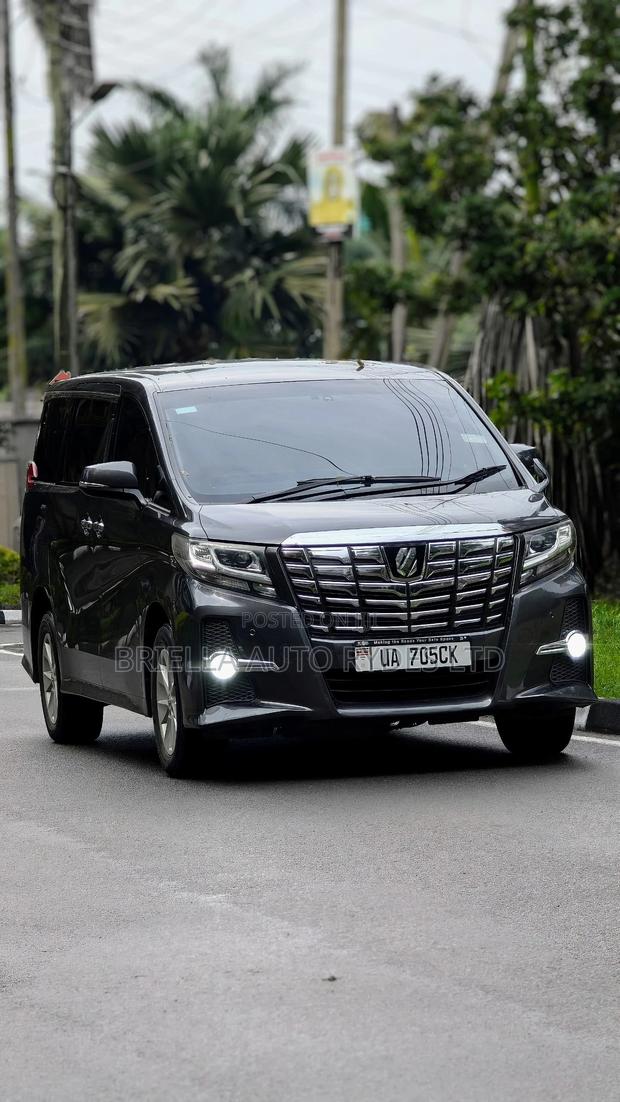 Toyota Alphard 2016 Gray