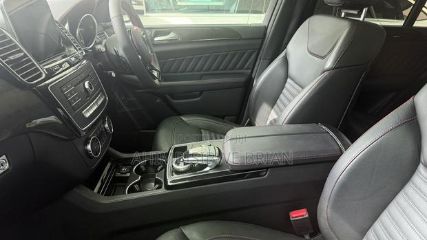 Mercedes-Benz GLE-Class 2017 Black