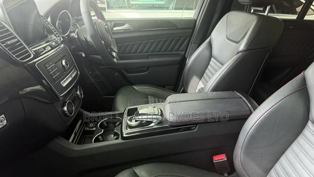 Mercedes-Benz GLE-Class 2017 Black