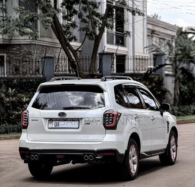 Subaru Forester 2019 White