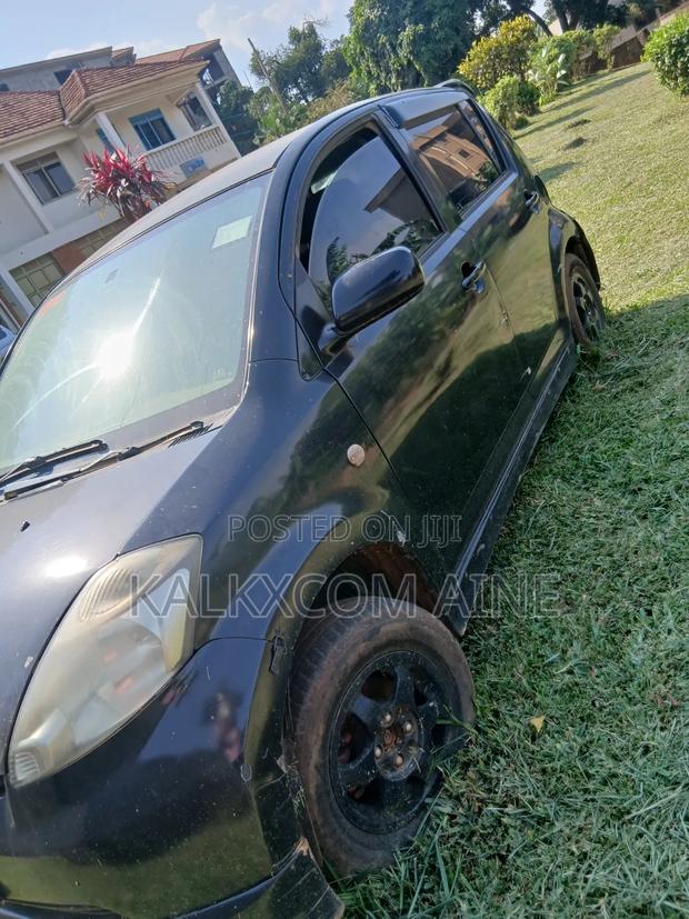 Toyota Noah 2005 Black